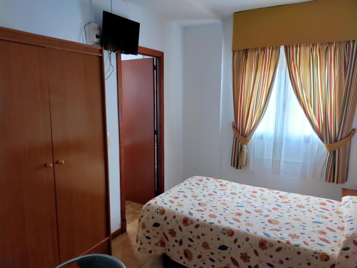 Tauste Hostal Casa Pepe מראה חיצוני תמונה
