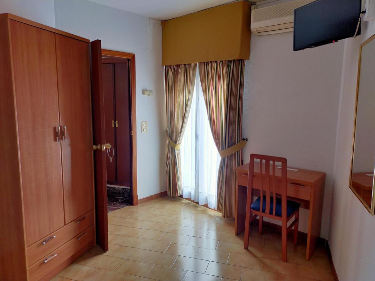 Tauste Hostal Casa Pepe מראה חיצוני תמונה