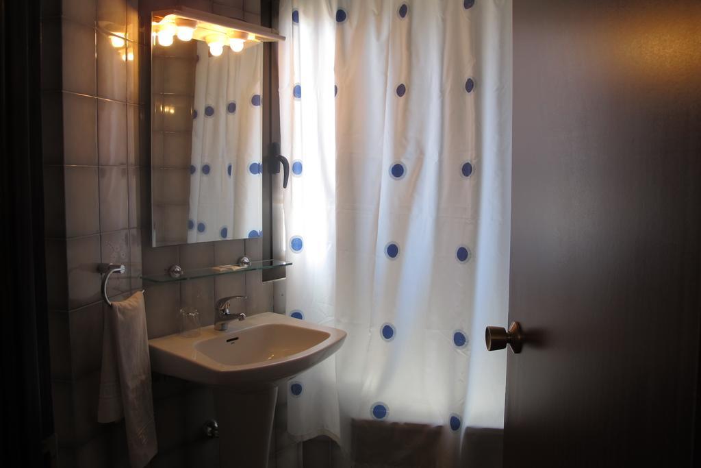 Tauste Hostal Casa Pepe חדר תמונה