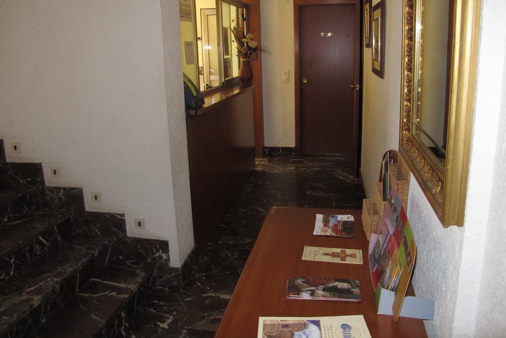 Tauste Hostal Casa Pepe מראה חיצוני תמונה